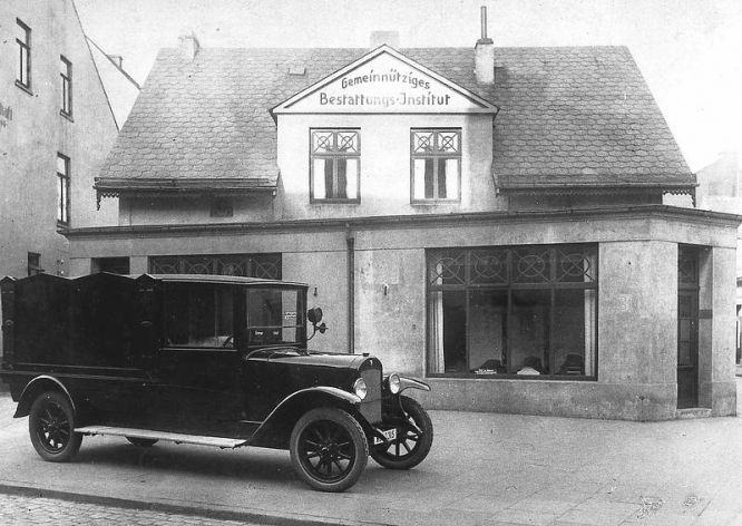 Das erste Geschäftslokal des GE·BE·IN im Steffensweg / Ecke Mauerstraße